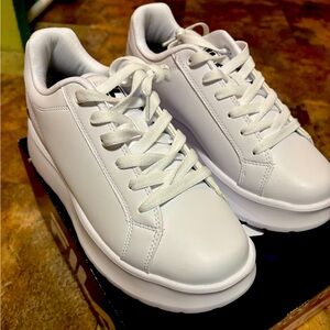 All white FILA sneakers 7.5 men’s